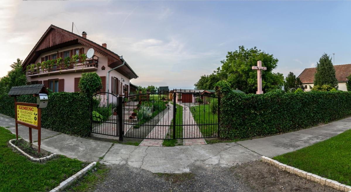 Hotel Gemenc Vendeghaz Hercegszanto Exteriér fotografie